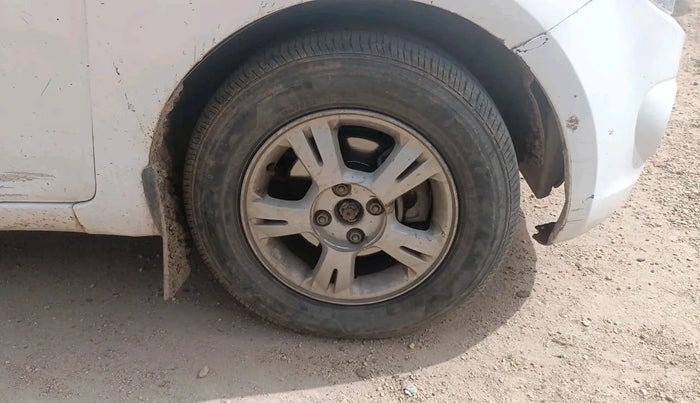 2011 Hyundai i20 SPORTZ 1.4 CRDI, Diesel, Manual, 1,70,061 km, tyre