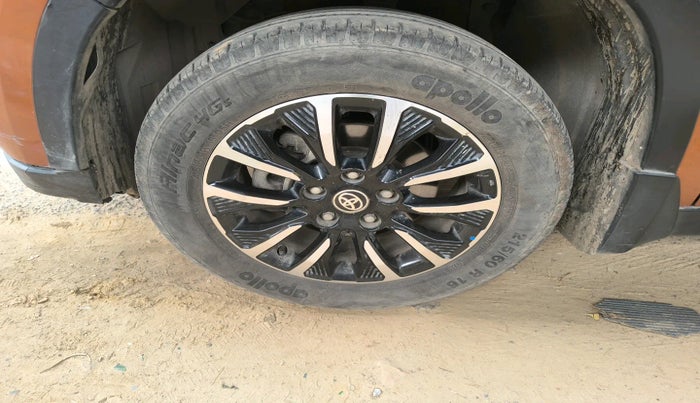 2020 Toyota URBAN CRUISER PREMIUM GRADE AT, Petrol, Automatic, 36,971 km, tyre