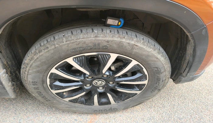 2020 Toyota URBAN CRUISER PREMIUM GRADE AT, Petrol, Automatic, 36,971 km, tyre