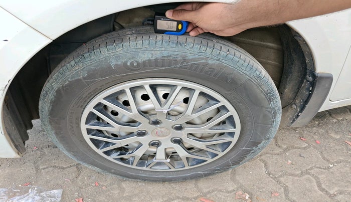 2020 Maruti New Wagon-R LXI CNG (O) 1.0, Petrol, Manual, 65,044 km, tyre