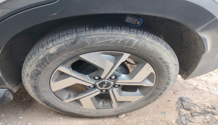 2022 KIA SONET HTX 1.0 IMT, Petrol, Manual, 70,387 km, tyre