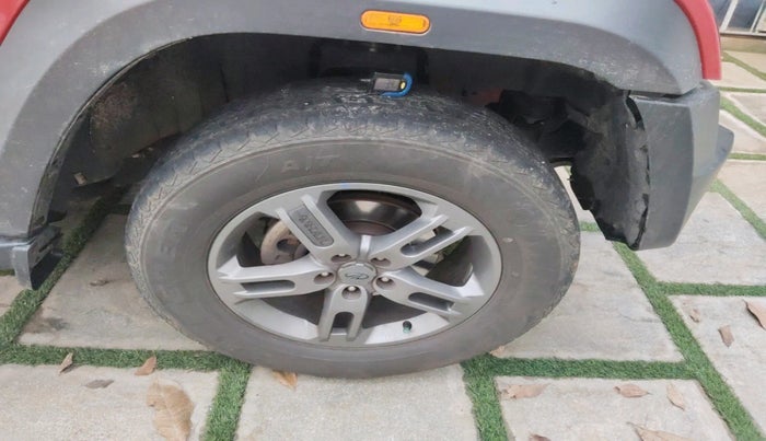 2021 Mahindra Thar LX HT PETROL 4WD MT, Petrol, Manual, 40,518 km, tyre