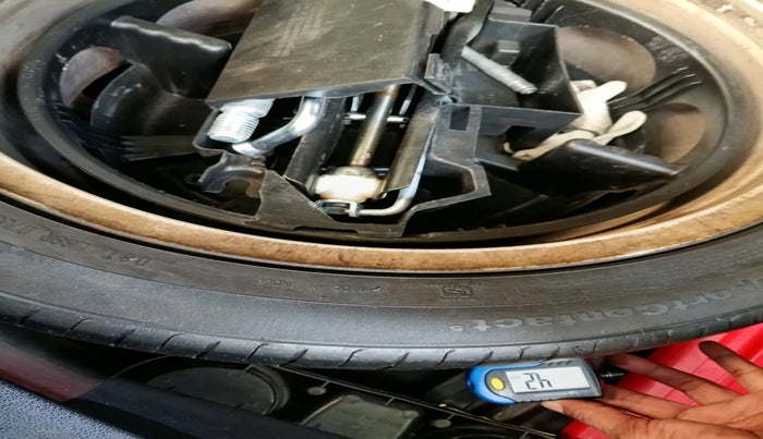 2012 Mercedes Benz E Class E 220 CDI ELEGANCE, Diesel, Automatic, 64,812 km, tyre