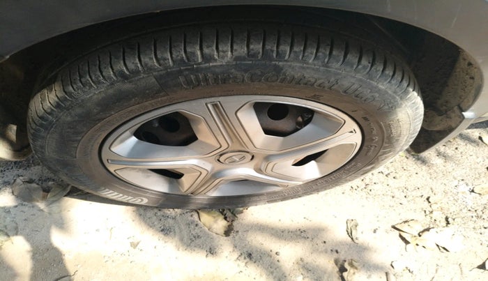 2019 Tata NEXON XM DIESEL, Diesel, Manual, 72,815 km, tyre