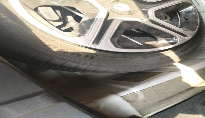 2019 Tata NEXON XM DIESEL, Diesel, Manual, 72,815 km, tyre