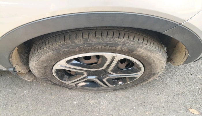 2019 Tata NEXON XM DIESEL, Diesel, Manual, 72,815 km, tyre