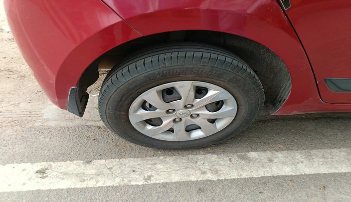 2017 Hyundai Elite i20 SPORTZ 1.2, Petrol, Manual, 89,803 km, tyre