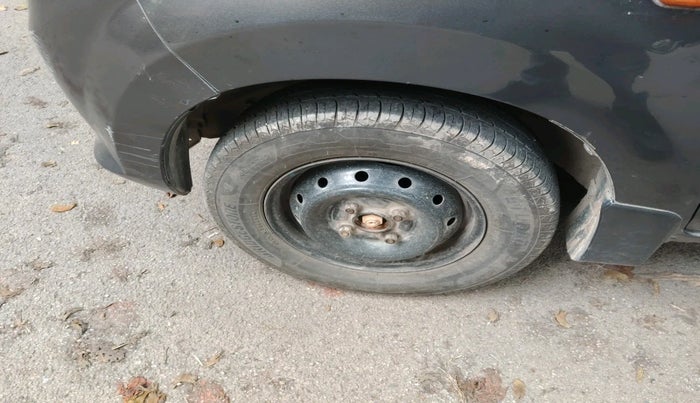 2014 Maruti Alto 800 VXI, Petrol, Manual, 68,610 km, tyre