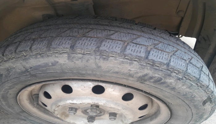 2014 Maruti Wagon R 1.0 LXI, Petrol, Manual, 91,082 km, tyre