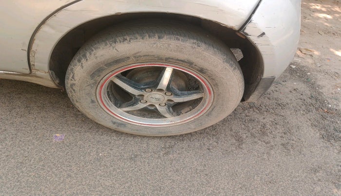 2010 Maruti Ritz VXI, Petrol, Manual, 58,416 km, tyre
