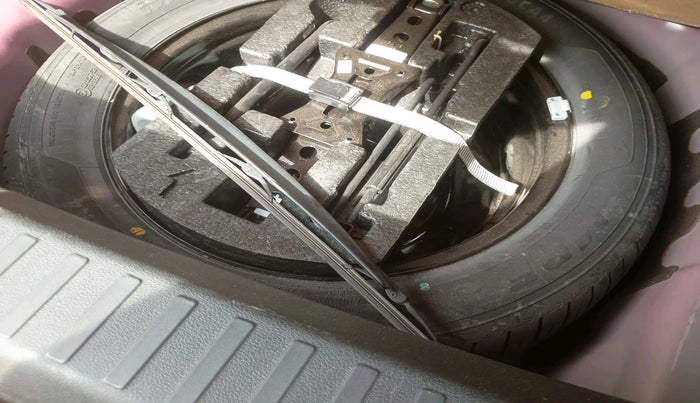 2023 Volkswagen TAIGUN GT PLUS 1.5 TSI DSG, Petrol, Automatic, 24,237 km, tyre