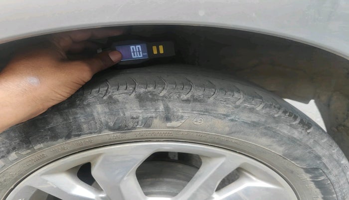 2021 Honda Amaze 1.2L I-VTEC V, Petrol, Manual, 58,925 km, tyre