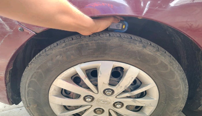 2014 Hyundai i10 SPORTZ 1.1, Petrol, Manual, 76,297 km, tyre