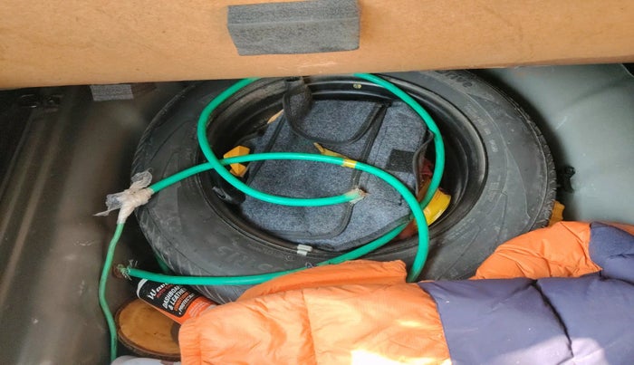 2023 Hyundai Verna SX (O) 1.5 TURBO PETROL DCT, Petrol, Automatic, 34,922 km, tyre