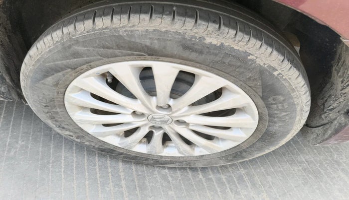 2018 Maruti Ciaz DELTA 1.5 SHVS MT PETROL, Petrol, Manual, 69,243 km, tyre