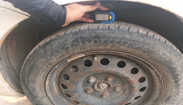 2014 Maruti Ertiga VXI, Petrol, Manual, 1,20,768 km, tyre