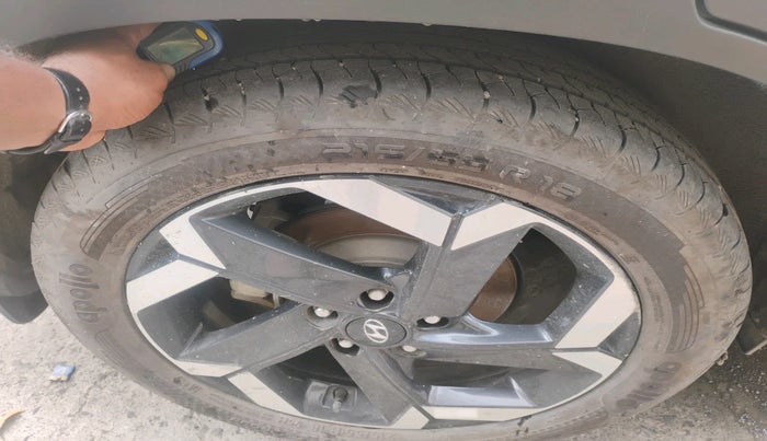 2021 Hyundai ALCAZAR PLATINUM 2.0 MT 7STR, Petrol, Manual, 32,525 km, tyre