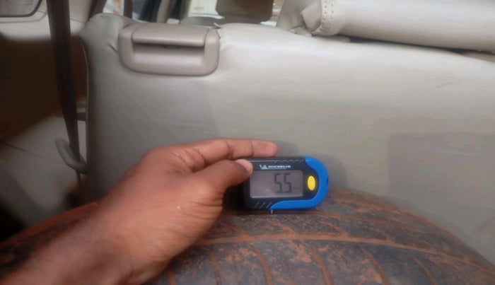 2018 Maruti Ertiga VXI SHVS, Petrol, Manual, 96,042 km, tyre