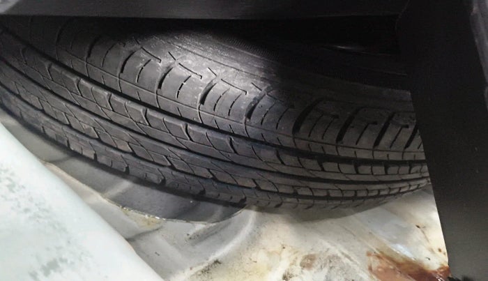 2018 Toyota Etios GD, Diesel, Manual, 64,539 km, tyre