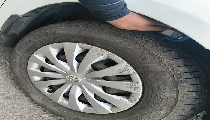 2018 Toyota Etios GD, Diesel, Manual, 64,539 km, tyre