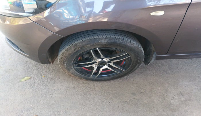 2018 Tata Tiago XM PETROL, Petrol, Manual, 25,678 km, tyre