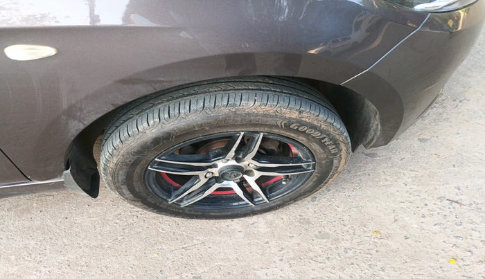 2018 Tata Tiago XM PETROL, Petrol, Manual, 25,678 km, tyre