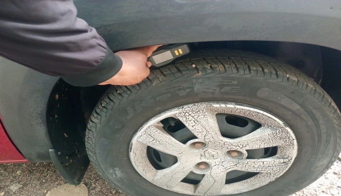 2019 Renault Kwid RXT 1.0 AMT (O), Petrol, Automatic, 27,523 km, tyre