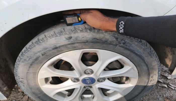 2016 Ford New Figo TITANIUM PLUS 1.2 PETROL, Petrol, Manual, 98,503 km, tyre