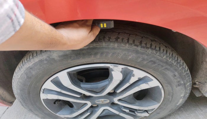 2020 Tata Tiago XZ PETROL, Petrol, Manual, 61,853 km, tyre