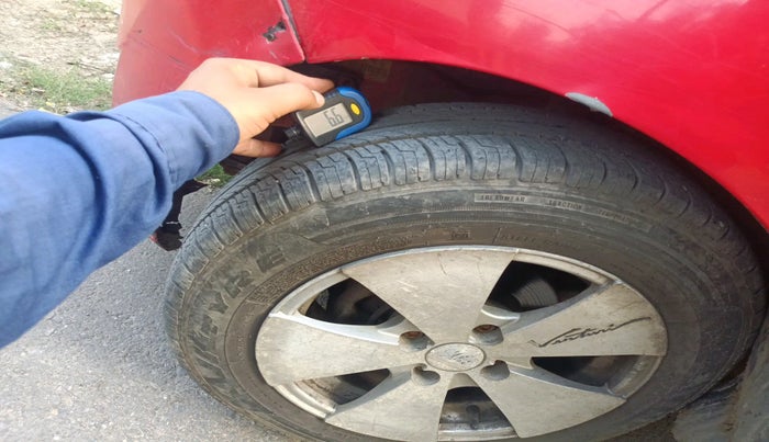 2011 Chevrolet Beat LT PETROL, Petrol, Manual, 78,294 km, tyre