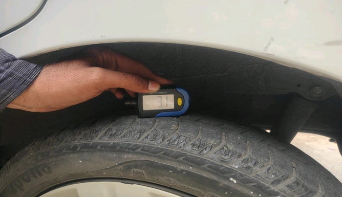 2015 Maruti Wagon R 1.0 VXI+ (O) MT, Petrol, Manual, 27,493 km, tyre