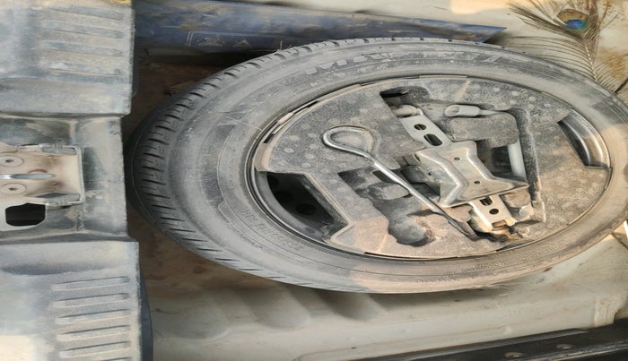 2019 Maruti Vitara Brezza VDI, Diesel, Manual, 1,47,992 km, tyre