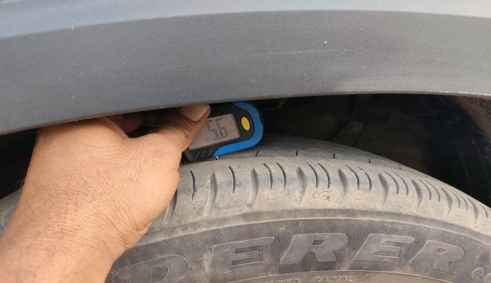 2024 KIA SONET HTK (O) 1.5 Diesel MT, Diesel, Manual, 37,954 km, tyre