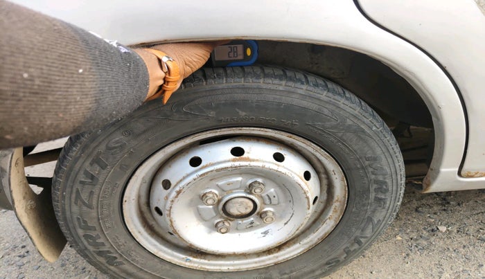 2010 Maruti Alto LX, Petrol, Manual, 1,33,200 km, tyre