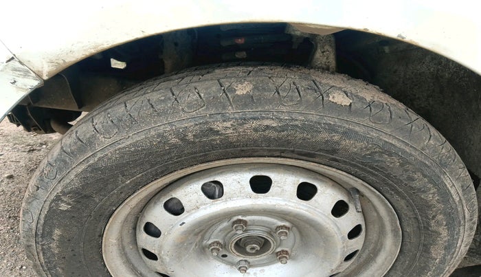 2019 Mahindra MARAZZO M2 8 STR, Diesel, Manual, 1,71,341 km, tyre