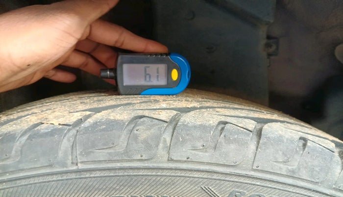 2014 Fiat Linea EMOTION T JET, Petrol, Manual, 50,063 km, tyre