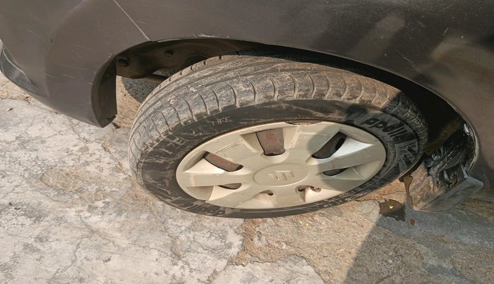 2015 Maruti Alto K10 VXI AMT, Petrol, Automatic, 72,871 km, tyre