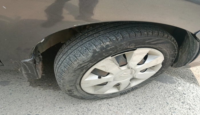 2015 Maruti Alto K10 VXI AMT, Petrol, Automatic, 72,871 km, tyre