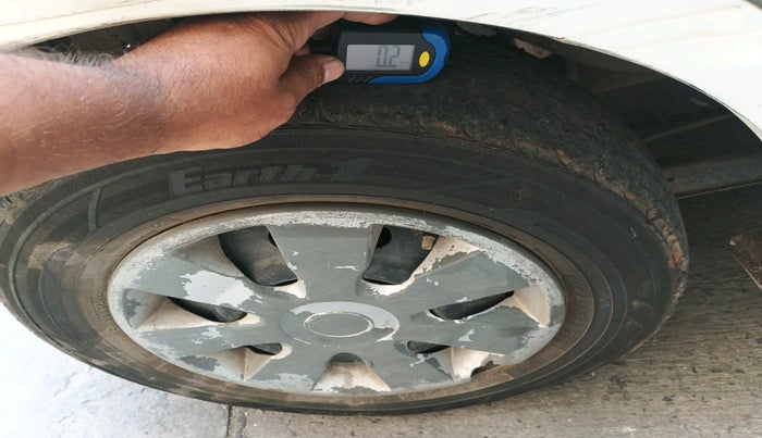 2011 Maruti A Star VXI (ABS) AT, Petrol, Automatic, 70,662 km, tyre