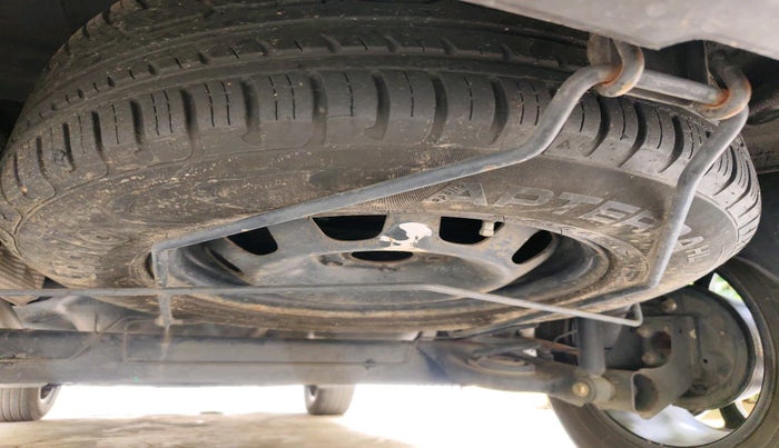 2014 Nissan Terrano XL O (D), Diesel, Manual, 61,893 km, tyre