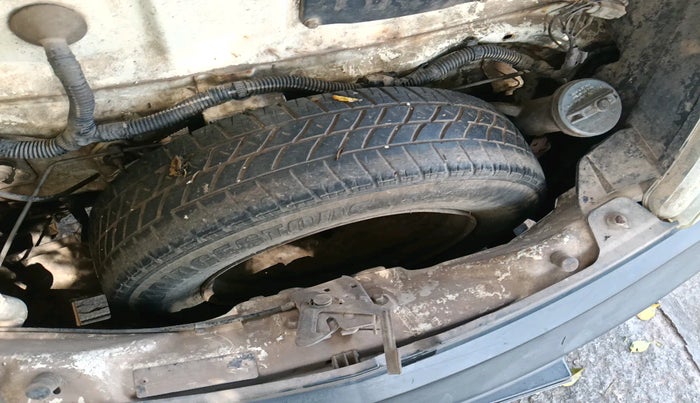 2012 Tata Nano CX, Petrol, Manual, 81,096 km, tyre