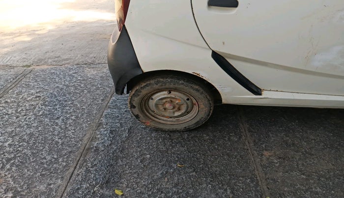 2012 Tata Nano CX, Petrol, Manual, 81,096 km, tyre