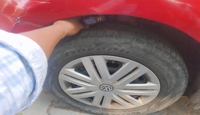 2019 Volkswagen Polo TRENDLINE 1.0L, Petrol, Manual, 47,155 km, tyre