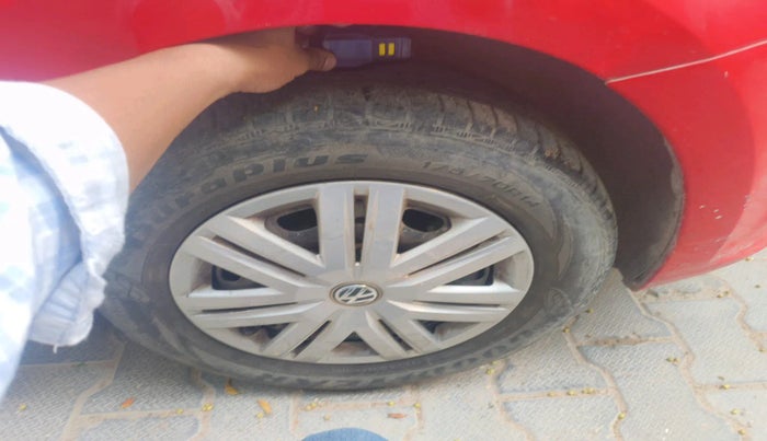 2019 Volkswagen Polo TRENDLINE 1.0L, Petrol, Manual, 47,155 km, tyre