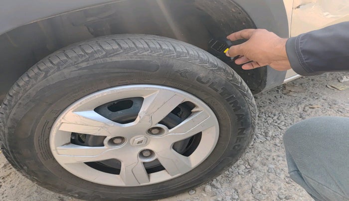 2016 Renault Kwid RXT 0.8, Petrol, Manual, 35,976 km, tyre