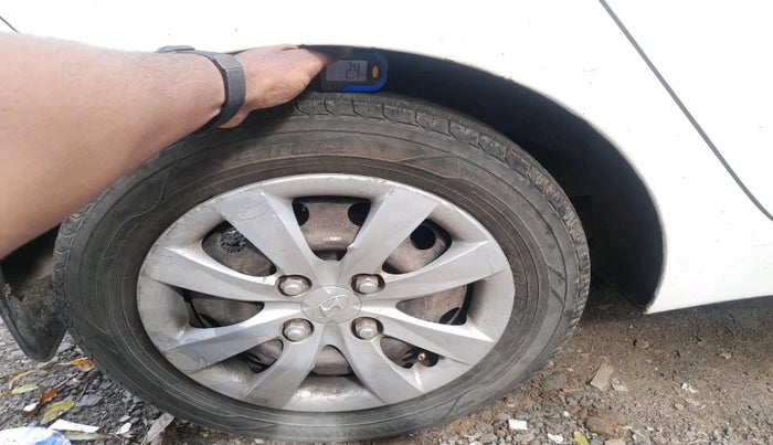 2012 Hyundai Eon MAGNA +, Petrol, Manual, 61,601 km, tyre