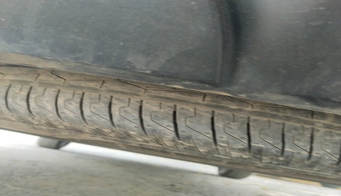 2024 Tata PUNCH ACCOMPLISHED DAZZLE SUNROOF CNG MT, Petrol, Manual, 23,861 km, tyre