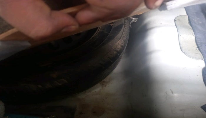 2018 Hyundai Grand i10 SPORTZ 1.2 KAPPA VTVT, Petrol, Manual, 1,12,740 km, tyre