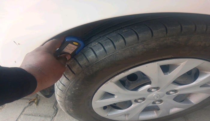 2018 Hyundai Grand i10 SPORTZ 1.2 KAPPA VTVT, Petrol, Manual, 1,12,740 km, tyre