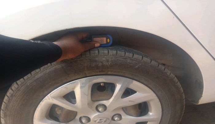 2018 Hyundai Grand i10 SPORTZ 1.2 KAPPA VTVT, Petrol, Manual, 1,12,740 km, tyre